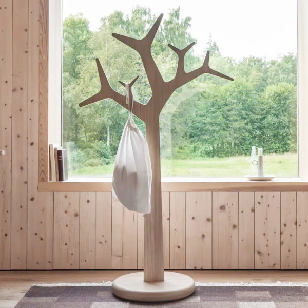 Swedese white oak coat stand floor kuva