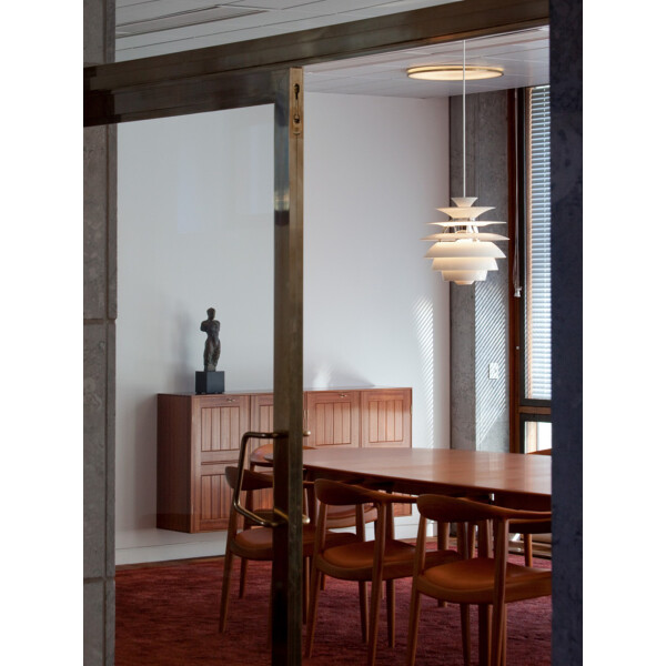 Louis Poulsen PH Snowball interior 03 kuva