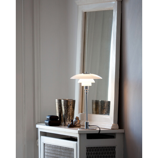 louis poulsen PH 2/1 Table chrome kuva