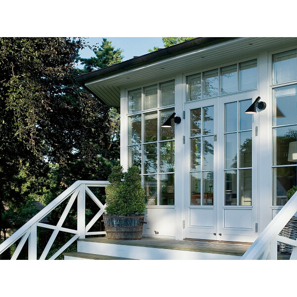 Louis Poulsen AJ seinävalaisin LED ulkokäyttöön image