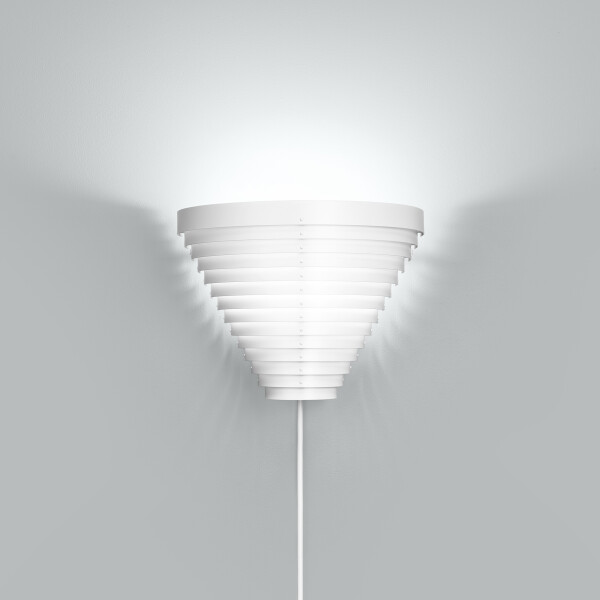 Artek A910 Wall Light image