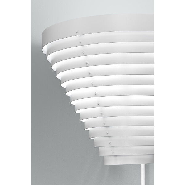 Artek A910 Wall Light detail image