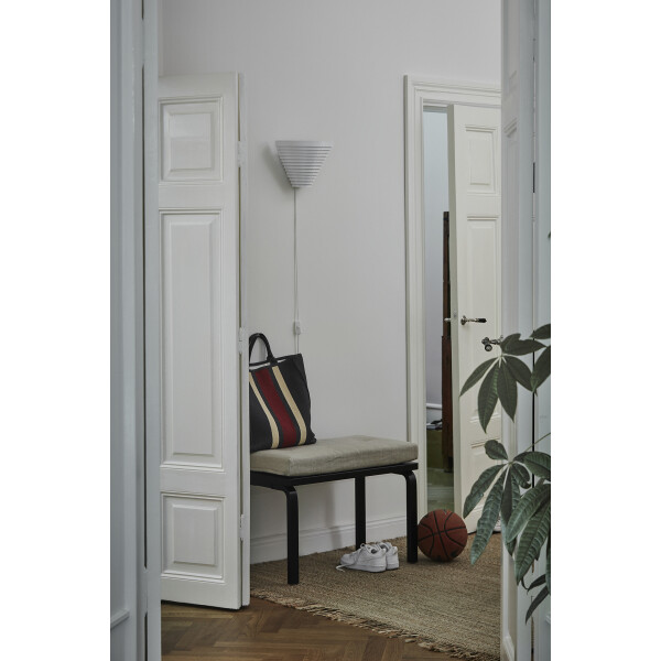 Artek A910 seinävalaisin wall light off 2 image