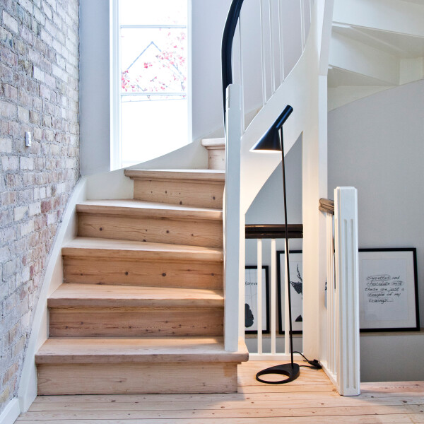 louis poulsen AJ Floor Black kuva