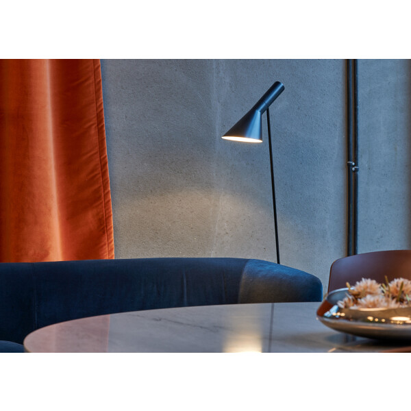 louis poulsen AJ Floor Black kuva