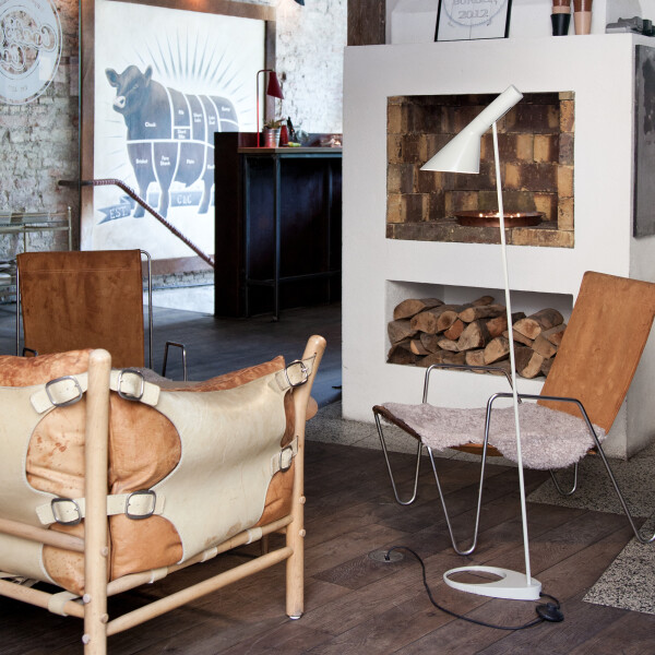 louis poulsen AJ Floor White kuva