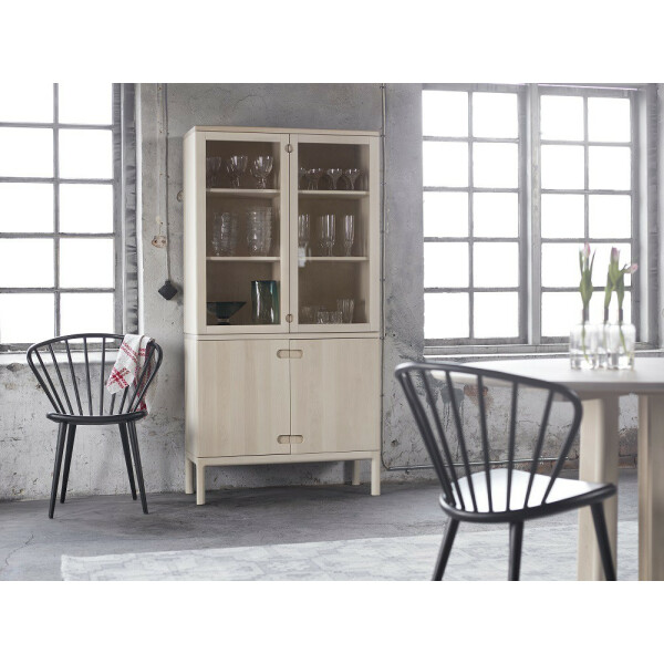 Stolab PRIO vitrine 178x90x39cm koivu kuva