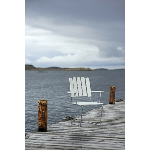 Grythyttan Stålmöbler nojatuoli A2 valkoinen/ kuumasinkitty image