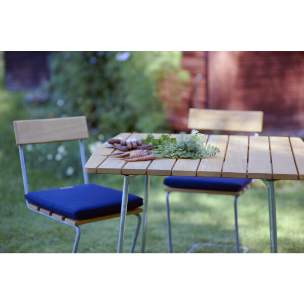 Grythyttan Stålmöbler TUOLI 1 öljytty tammi/kuumasinkitty image