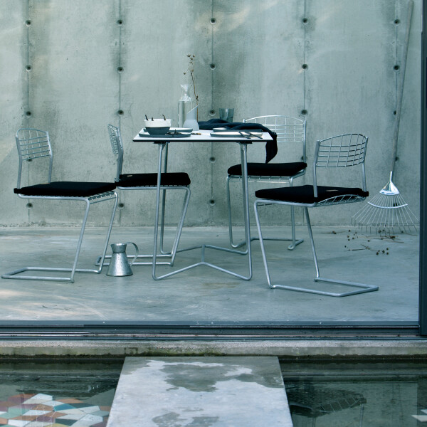 Grythyttan Stålmöbler HIGH-TECH pöytä 110x70 valkoinen/kuumasinkitty kuva