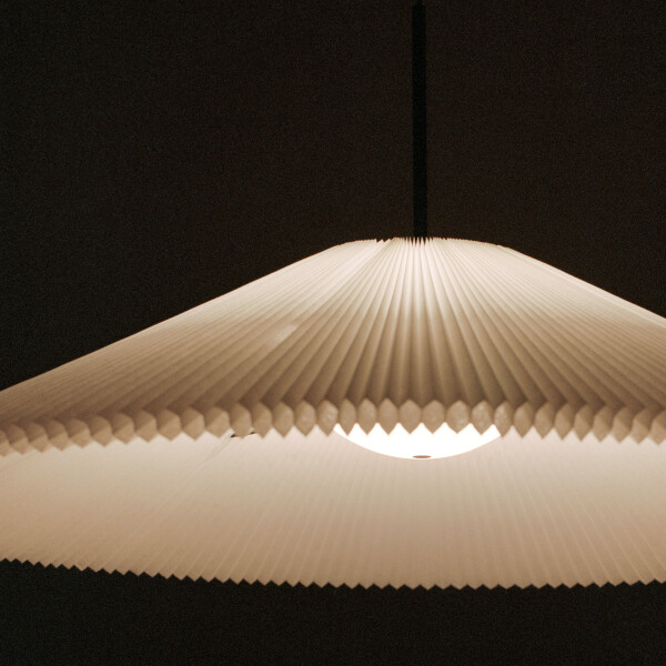 1080x1920 New Works Lifestyle 22210 Nebra Pendant Lamp Large 2 kuva