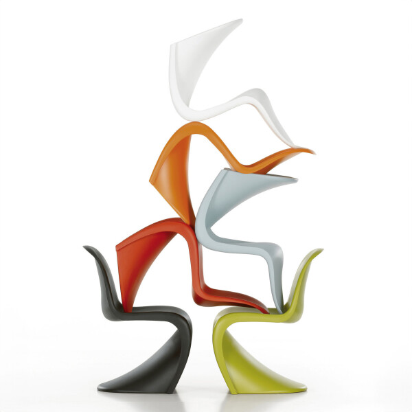 1120148 Panton Chair Group v fullbleed 1440x image