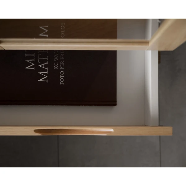 118053 b mb Filippa glass cabinet oak 04 kuva