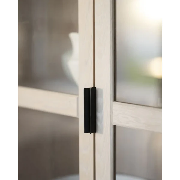 118773 b mb Everett 03 image