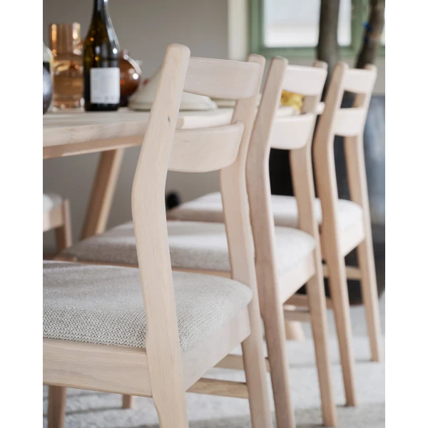 123506 b mb Kerwin chair beige ww 03 image