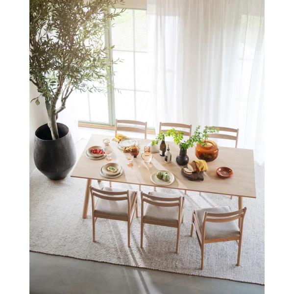 128160 123506 b mb Clapperton dining table Kerwin chair beige ww 04 image