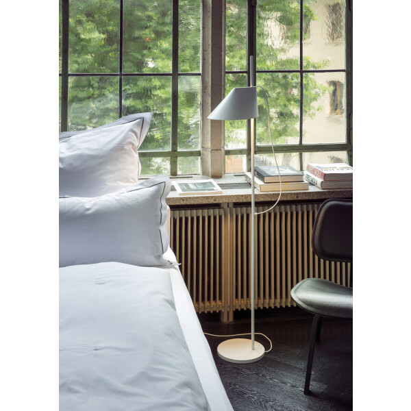 louis poulsen Yuh Floor white interior kuva