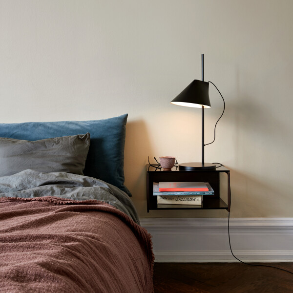 louis poulsen Yuh Table Lamp Black interior image