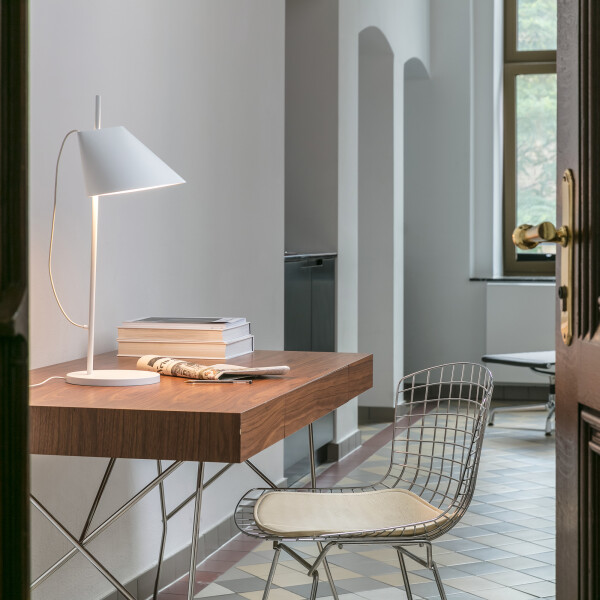 Louis Poulsen Yuh Table White interior kuva