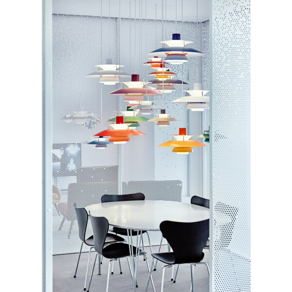 PH 5 Louis Poulsen showroom Copenhagen kuva