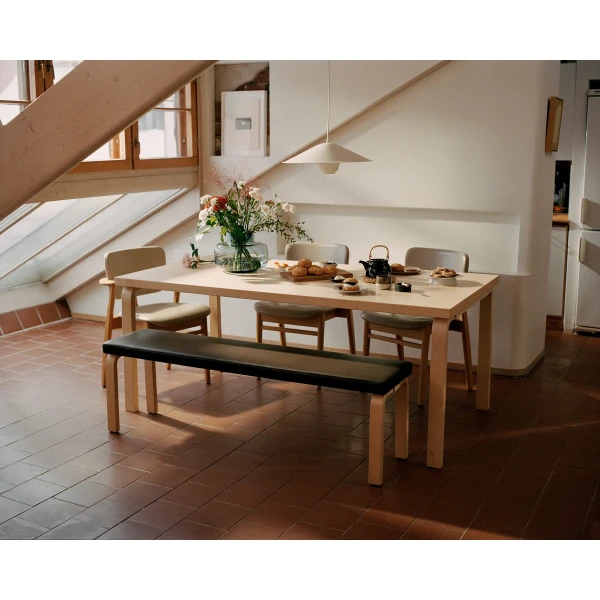Domus Chair Bench 168B leather uphostery Table 83 master kuva