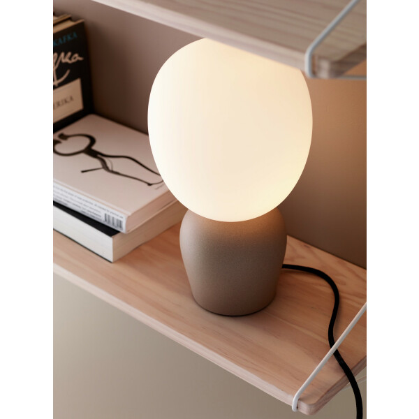 Belid BUDDY B4001 pöytävalaisin beige/opaali kuva