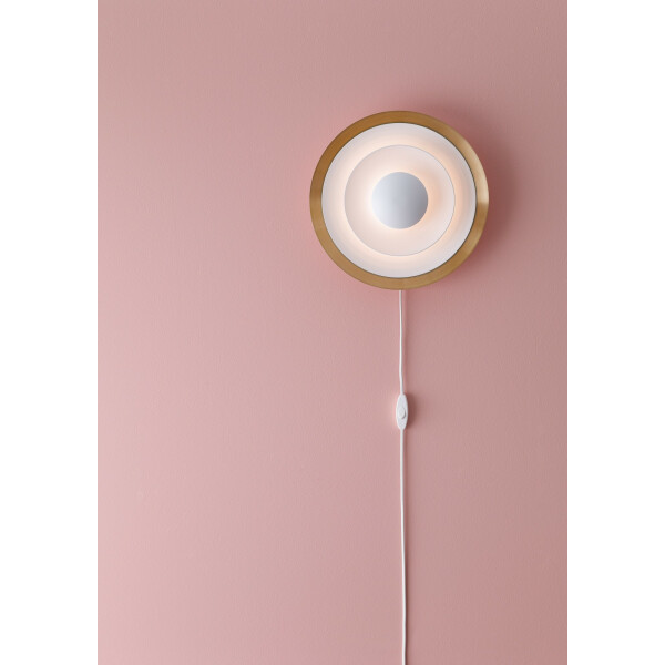 Belid DIABLO V5369 seinävalaisin messinki kuva