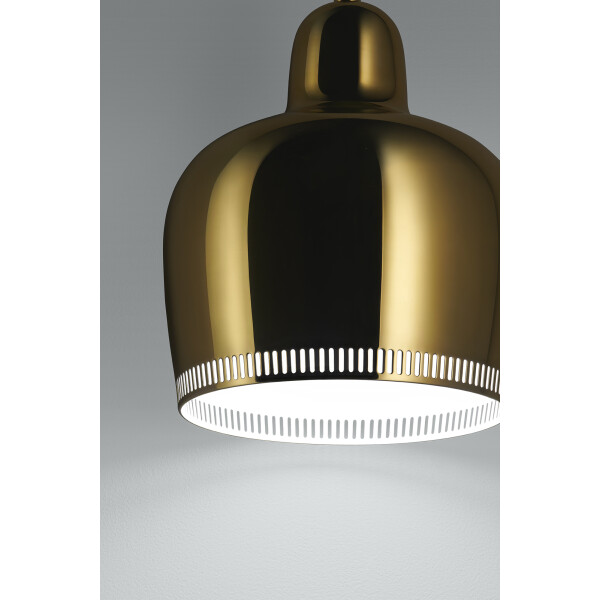 Artek A330S Golden Bell Pendant light brass detail kuva