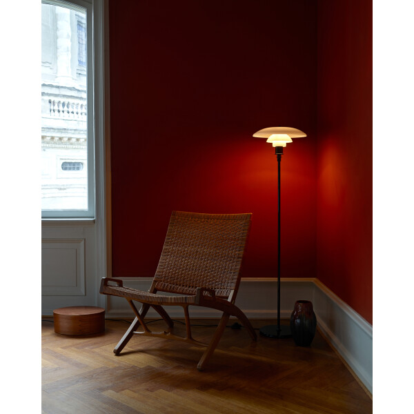 louis poulsen PH 3,5/2,5 Floor Black interior image