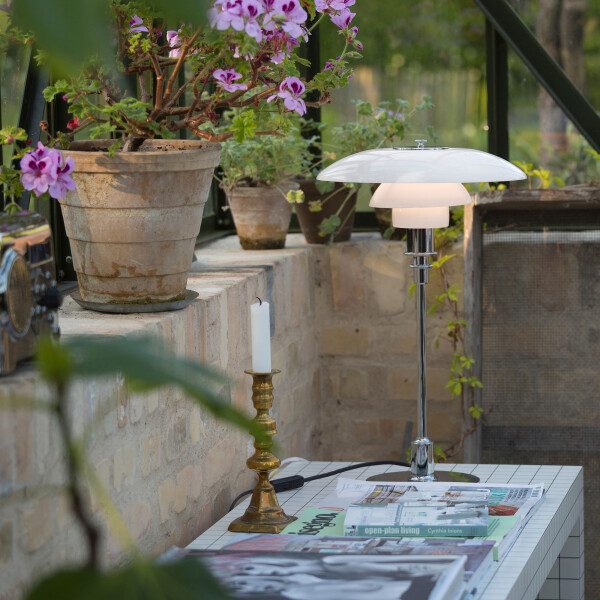 PH 3/2 chrome Poul Henningsen Louis Poulsen table image