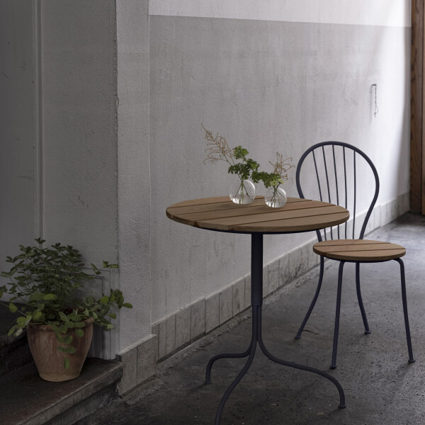 Grythyttan Stålmöbler Akleja 1 image