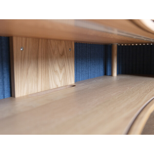 UMAGE Audacious tv bench detail inside kuva