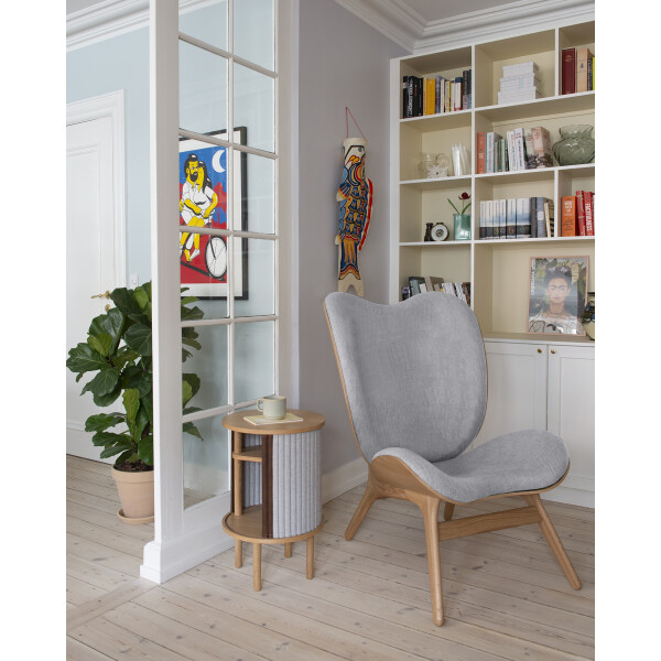 UMAGE A Conversation Piece tall Audacious side table oak sterling kuva