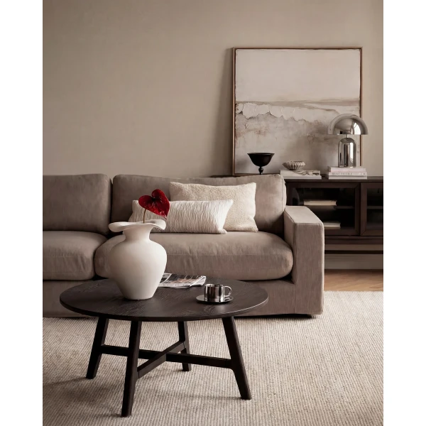 270251 250260 b mb Dumbarton coffee table brown Langdon sofa nougat 4 01 kuva