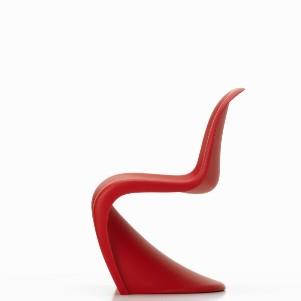 2967158 Panton Junior classic red v fullbleed 1440x image