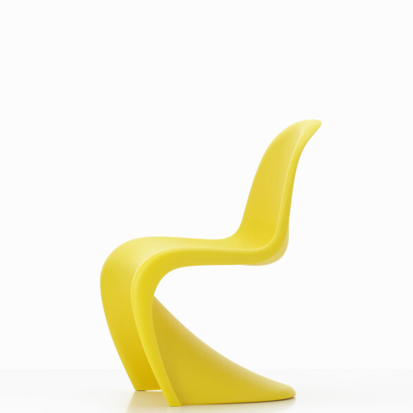 2974188 Panton Junior golden yellow v fullbleed 1440x image