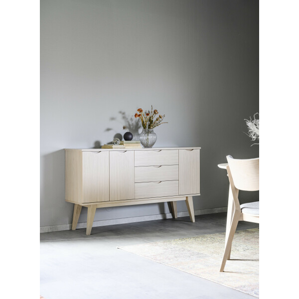 Rowico FILIPPA sideboard 150 valkopigmentoitu tammi image
