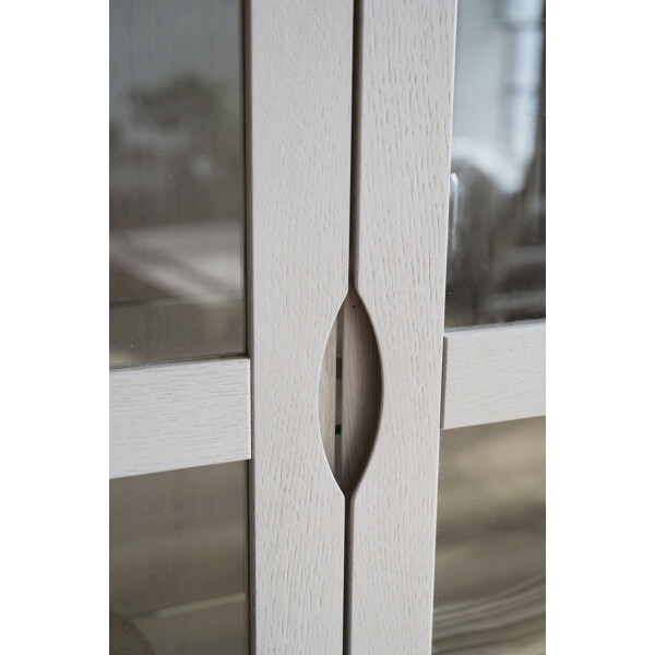 230426145709 18960 filippasoffbord 113712filippamatbord 113756filippavitrin113788catostol 11303816 kuva