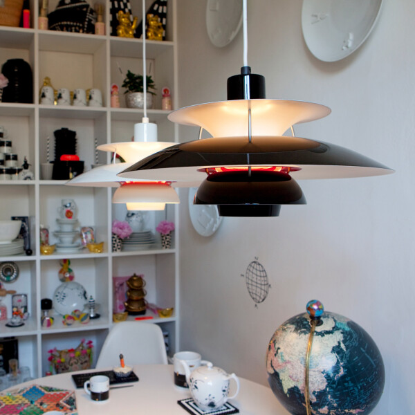 Louis Poulsen PH 5 All Black interior 4 image