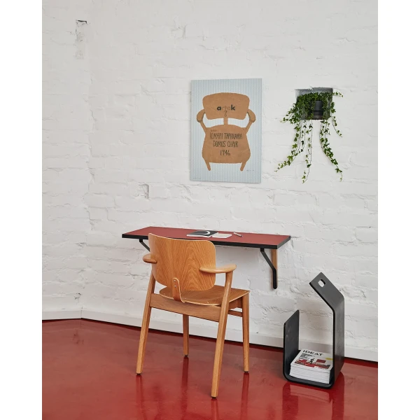 Kaari Wall Console REB006 Kanto Pendant Light A440 Domus Chair 2 master kuva