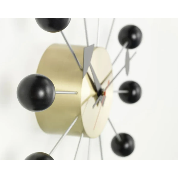 1626158 Ball Clock BlackBrass Detail v kuva