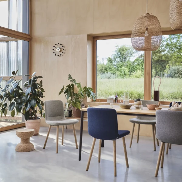 6453690 HAL Soft Wood Plate Dining Table Cork Family Vases Decoupages Ball Clock kuva