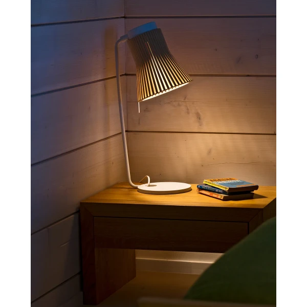 Secto Design Petite 4620 Villa kuva