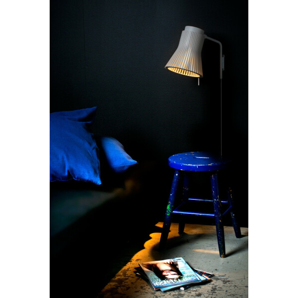 Secto Design PETITE seinävalaisin kuva