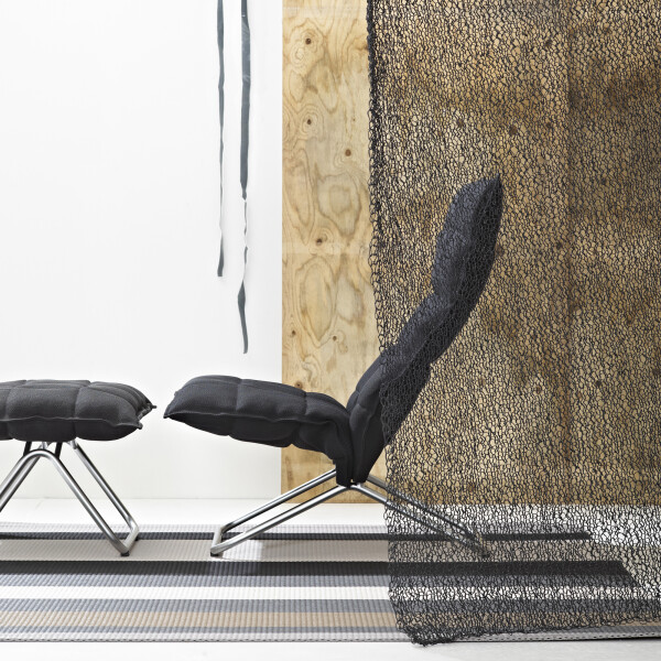 Woodnotes kapea k tuoli ja rahi Sand musta image