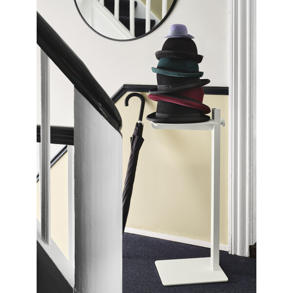 inspiration string museum sivupöytä valkoinen 2 kuva