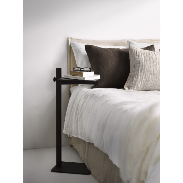 inspiration string museum sivupöytä ruskea 3 kuva