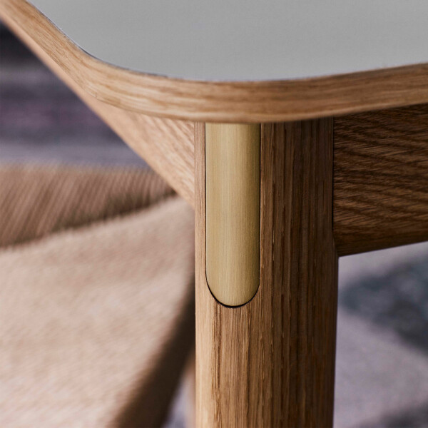 &Tradition Patch extendable table detail oak kuva