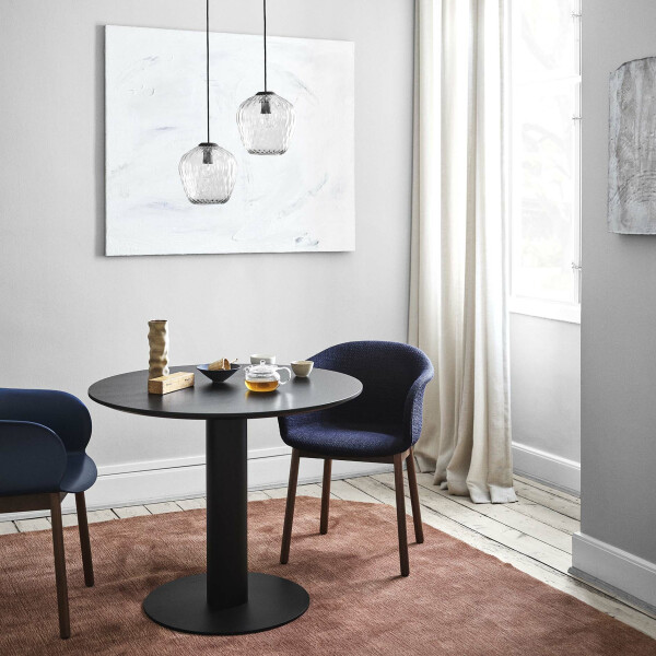 &Tradition In Between SK11 musta kuva