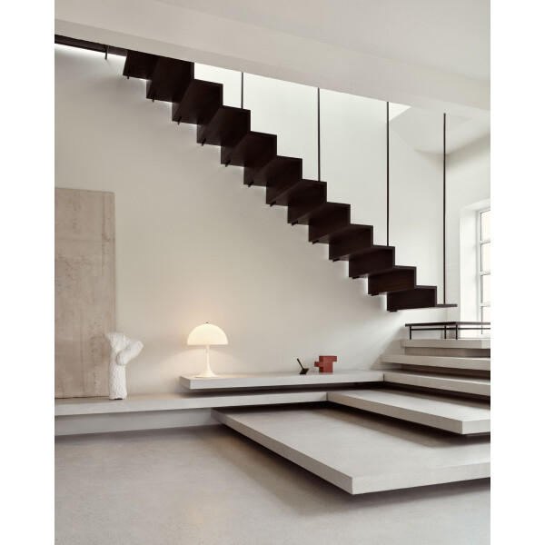 louis poulsen Panthella Table interior 1 kuva